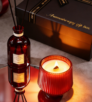Coffret Cadeau Luxe Artisanal Moderne de Bougies Parfumées Longue Durée en Cire de Soja et Diffuseur à Bâtonnets pour la Saint-Valentin et les Mariages