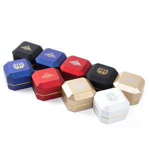 Заводские Оптовые Роскошные серьги, коробки для колец, нефритовые подвески, черное светодиодное освещение, индивидуальные шкатулки для ювелирных изделий - Product Image 3