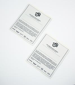 カスタムメイドの高級ポリエステル織りラベル、襟ロゴ入りメインラベル、ネックラベル-粘着式＆洗濯可能 - Product Image 2