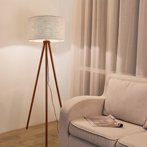 Lámpara de pie de madera de gama alta de estilo americano sólido para sala de estar y dormitorio, iluminación LED de puesta de sol cálida Retro, Control táctil cómodo - Product Image 4
