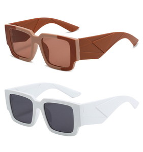 แว่นกันแดดทรงสี่เหลี่ยมขนาดใหญ่สีเขียว ปี 2023 - Product Image 3