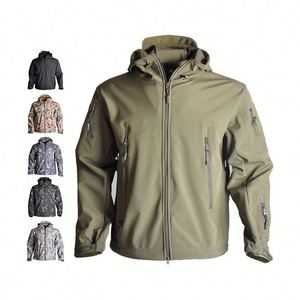 Veste coupe-vent camouflage imperméable de luxe pour homme, idéale pour la pluie et la conduite - Product Image 6