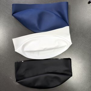 Bonnet de bain en silicone pour la compétition, bonnet de bain hydrodynamique, bonnet de bain de compétition Aquaforce Wave - Product Image 1