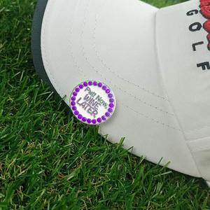 Marqueur <span class=keywords><strong>de</strong></span> balle <span class=keywords><strong>de</strong></span> <span class=keywords><strong>golf</strong></span> en métal portable avec clip pour chapeau, motif '<span class=keywords><strong>Putt</strong></span> Now Wine Later', accessoires <span class=keywords><strong>de</strong></span> <span class=keywords><strong>golf</strong></span> amusants - Product Image 6