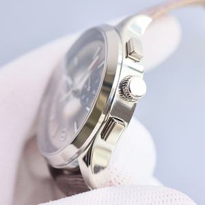 Montre mécanique pour homme en acier inoxydable, fabriquée sur mesure par une usine de premier plan, montre chronographe de haute qualité avec verre saphir - Product Image 3