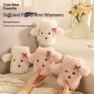 Sarung Tangan Wanita Musim Dingin Anti-kotor, Tebal, Hangat, Lucu, Berbahan Flanel, Motif Beruang Teddy Tiga Dimensi - Product Image 1
