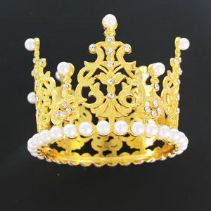 Couronne en alliage pour décoration de gâteau Décoration florale pour bouquet d'anniversaire Couronne florale