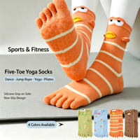 Chaussettes de yoga 3D mignonnes en coton à cinq doigts pour femme, motif poisson-clown, avec grip en silicone, mi-mollet, collection printemps-été 2026