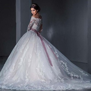 Off-the-shoulder Long Sleeve Lace Ball Gown Wedding Dress White Empire Waist Vintage Style Plus Size - Product Image 3