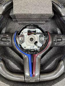 Volant en cuir personnalisé en fibre de carbone avec écran LED pour F20 F30 F32 F36 F80 F82 - Product Image 4