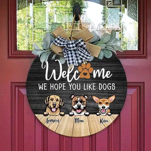 Деревянный дверной коврик с надписью под заказ, добро пожаловать. Мы надеемся, что вам понравится собака, деревянный дверной знак, подарок для любителей собак, венок на входную дверь