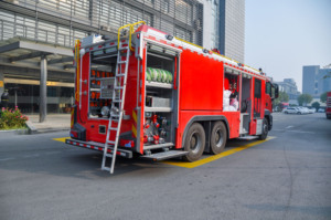 <span class=keywords><strong>Camion</strong></span> <span class=keywords><strong>de</strong></span> pompiers <span class=keywords><strong>MAN</strong></span> 6*4 Euro 6 Diesel Manuel à poudre sèche et à eau combinés |   Véhicule <span class=keywords><strong>de</strong></span> lutte contre l'incendie à double agent - Product Image 5