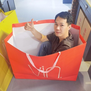 Sang Trọng Chất Lượng Cao Tùy Chỉnh Túi Giấy Mua Sắm Kích Thước Lớn Giấy Nghệ Thuật Cho Siêu Thị Sử Dụng Cho Quà Tặng Bao Bì Triển Lãm Logo Riêng - Product Image 3