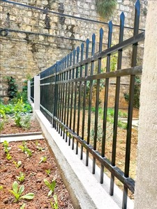 Dễ dàng để cài đặt ngoài trời <span class=keywords><strong>wrought</strong></span> sắt lan can <span class=keywords><strong>wrought</strong></span> sắt vườn hàng rào <span class=keywords><strong>wrought</strong></span> sắt hàng rào vườn thép hình ống hàng rào - Product Image 5