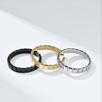 Bague pour femme en acier inoxydable 316L de haute qualité, design treillis tendance avec zircon de laboratoire, coupe éblouissante, plaqué or 18 carats