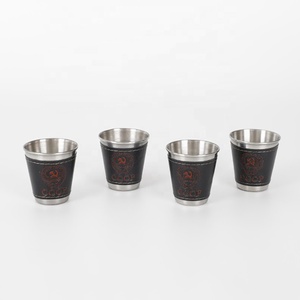 Ensemble de verres à shot personnalisés 4 pièces, récipient à boire 75 ml, <span class=keywords><strong>verre</strong></span> à shot en métal avec étui en cuir PU, mini tasse en acier inoxydable, voyage - Product Image 6