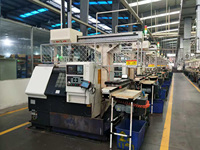 Tour CNC horizontal haute performance DL QT2045P à outil unique, barre de 51 mm, 3500 tr/min pour pièces de fixation