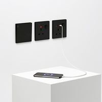 Stopkontak Dinding Standar Inggris 16A dengan Sakelar, Kompatibilitas Steker Universal 250V, Panel PC Tahan Api, 2 Port USB-A/2 Port USB-C, Keamanan