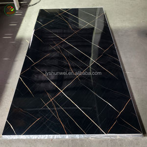 Paneles y Tableros de Pared de Mármol <span class=keywords><strong>Blanco</strong></span> Artificial de Alto Brillo - Láminas de PVC Modernas Resistentes <span class=keywords><strong>al</strong></span> <span class=keywords><strong>Agua</strong></span> y a los Rayos UV <span class=keywords><strong>para</strong></span> Decoración de Interiores de Villas y Hoteles - Product Image 1