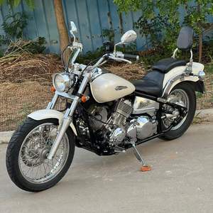 Motocicletta Classica Cruiser Yamahaa <span class=keywords><strong>DS</strong></span> 400cc Drag Star <span class=keywords><strong>V</strong></span> Twin con Schienale Posteriore per Passeggero - Product Image 6