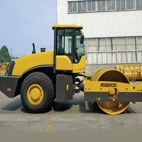Compacteur vibrant à tambour unique RS8200 de 20 tonnes, force d'excitation de 360/280 kN pour le compactage de roches et de sols