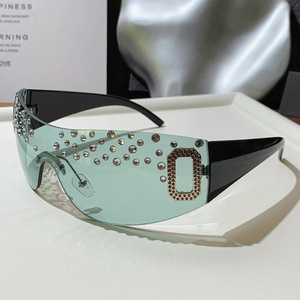 Women's <b>Rhinestone</b> <b>Sunglasses</b> Frameless Square Pink Lens UV400 Protection For Outings Parties Driving Stage Performances - Product Image 2