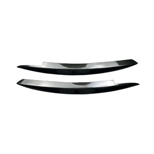 สติ๊กเกอร์คิ้วไฟหน้า Volkswagen Golf 6 GTI R ลายคาร์บอนไฟเบอร์ ปี 2009-2012 ฝาครอบ ABS - Product Image 2