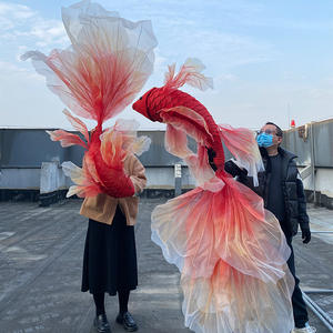 Фонари с золотыми рыбками - Product Image 2