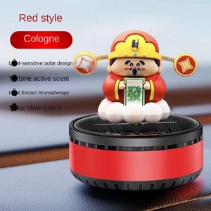 Adorno Moderno para Coche con Energía Solar, Muñeca Princesa Kisling, Corona del Dios de la Riqueza, Rotación Lenta, Aroma Oceánico, Accesorio de Perfume - Product Image 2