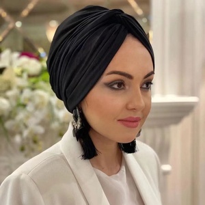 Hijab in Seta Modale Increspata Bianco da Donna, Modello Istantaneo, Stile Arabo, con Sottohijab in Voile Soie De Medine - Il Più Venduto - Product Image 2