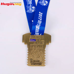 Medalla de metal 3D dorada, fabricante al por mayor, Medalla deportiva para correr, Maratón, Ultra triatlón, trofeos y medallas personalizadas - Product Image 1