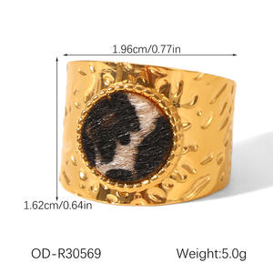 Кольцо женское в стиле ретро с леопардовым принтом, из нержавеющей стали, с натуральным камнем, позолота 18 карат, не тускнеет - Product Image 3