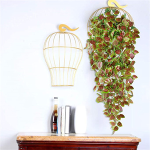Plantas colgantes artificiales de hiedra falsa, hojas falsas verdes para decoración de boda - Product Image 3