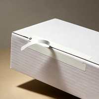 Étiquette de sécurité anti-effraction à bande adhésive facilement déchirable pour la fermeture des sacs d'expédition express