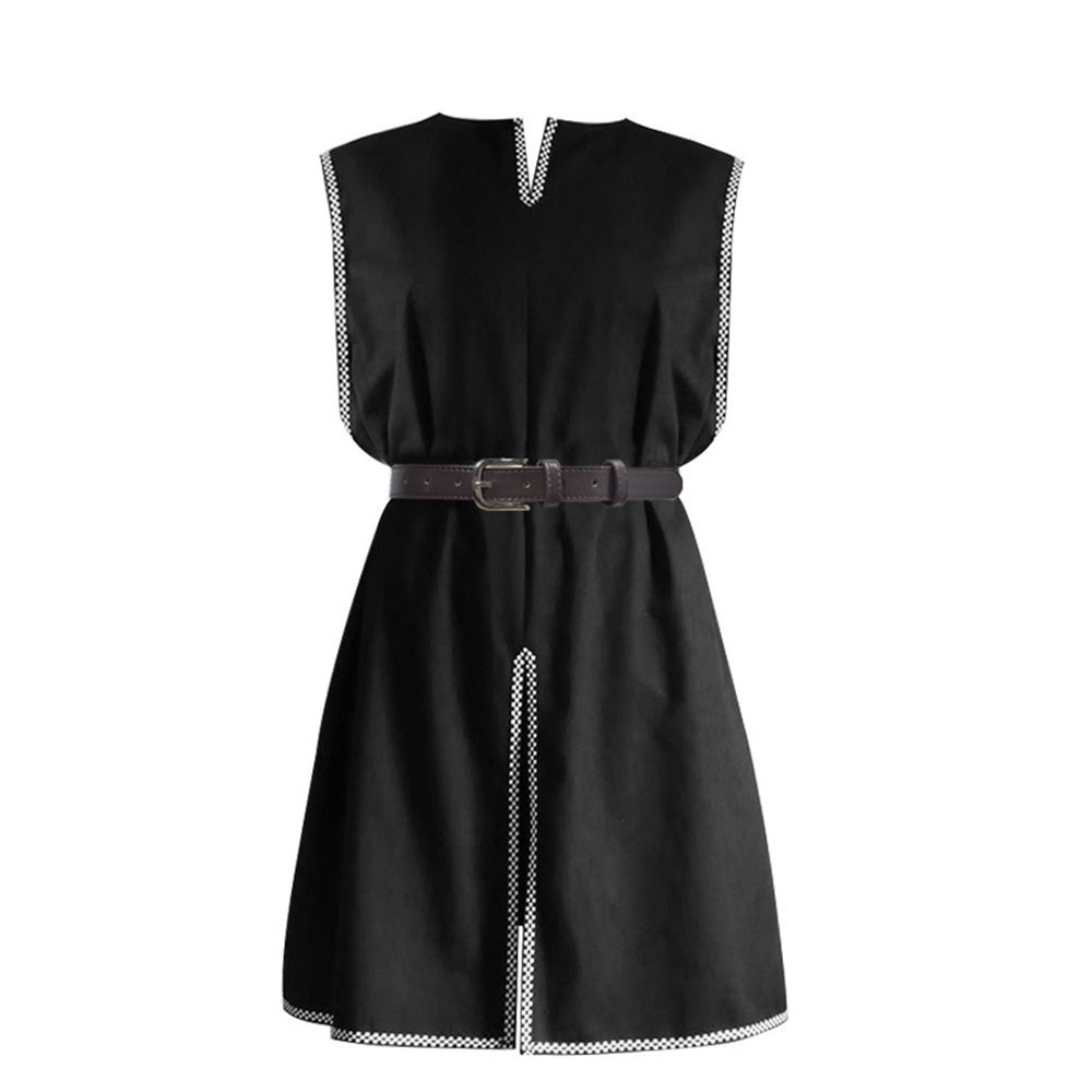 Tenue d'équitation noire (ceinture non incluse)