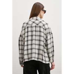 Chemise à carreaux pour femme en popeline crème, boutonnée, asymétrique, pour tous les jours - Product Image 4