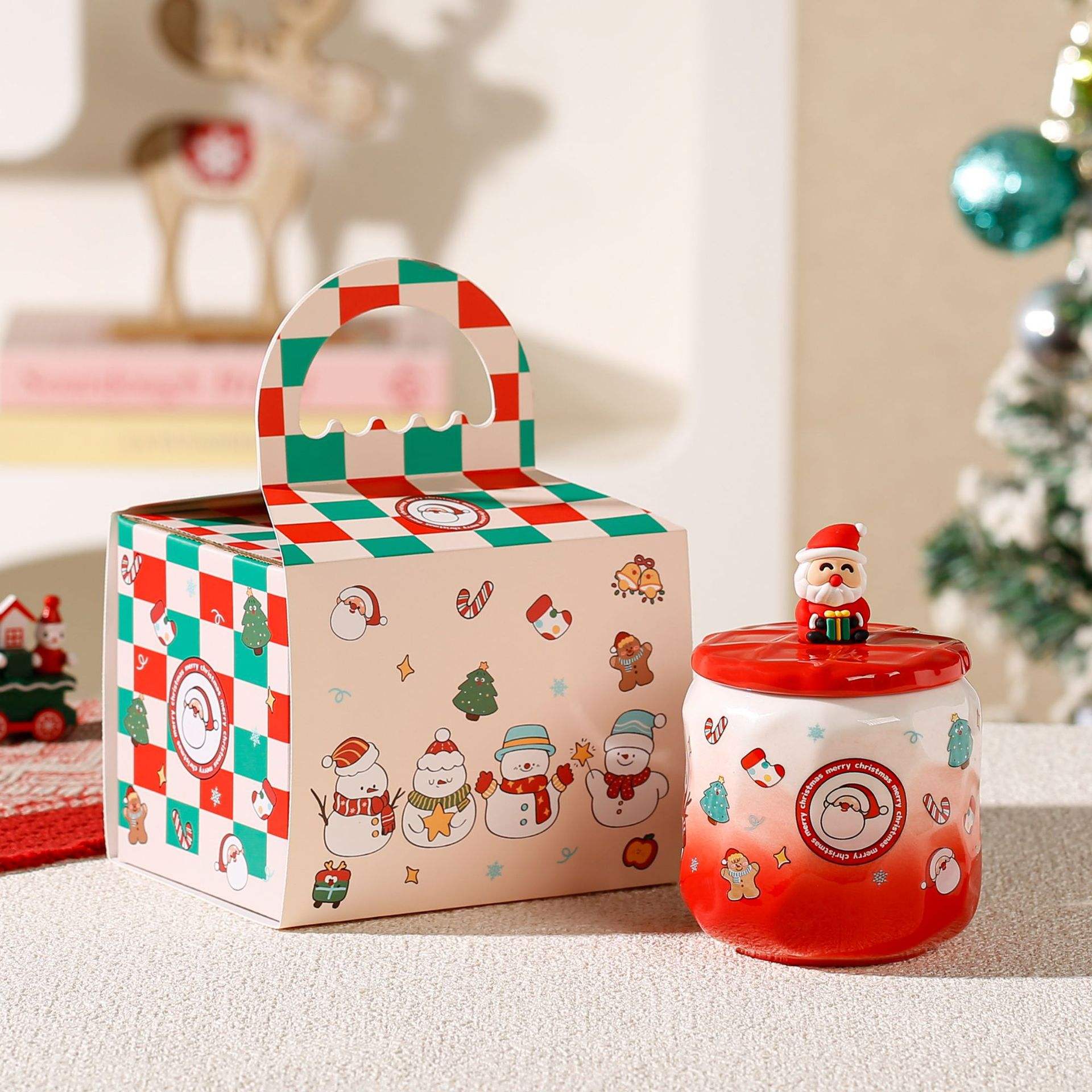 กล่องสีแดง