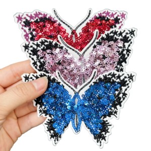 Tùy Chỉnh Bướm Phim Hoạt Hình Logo Thêu Sắt Trên Các Bản Vá Lỗi <span class=keywords><strong>3D</strong></span> Trái Tim Sequin Bling Đính Twill Hình Trái Tim Thêu Các Bản Vá Lỗi - Product Image 2