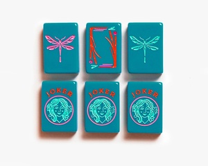 Nuove Tessere di Mahjong Americane Personalizzate di Lusso con Design Moderno e Stampa Blu Carminio per Intrattenimento con <span class=keywords><strong>Scacchi</strong></span> e Carte - Product Image 2