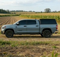 Capot de camionnette haut de gamme, étanche, verrouillable, antivol, léger, en alliage d'aluminium |   Compatible avec TOYOTA TUNDRA 2014+ 5.5FT FORD pour