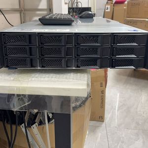 Inspur NF5280M6 เซิร์ฟเวอร์แบบแร็ค 2U Xeon Gold 6346 แรม 32GB DDR4 3200MT/s ฮาร์ดดิสก์ SAS 550W 2-socket พร้อมใช้งาน มีสินค้าในสต็อก 8LFF - Product Image 2