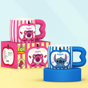 Taza de Cerámica Disney Pixar Happy Bear, Diseño de Dibujos Animados con Asa de Corazón a Rayas Rosa, para Niños y Niñas, Regalos Primavera 2025 - Product Image 2