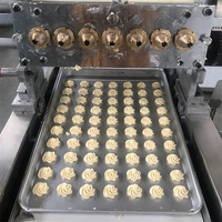 Petite machine de moulage de biscuits automatique à bas prix Machine de fabrication de biscuits de dépôt de macaron