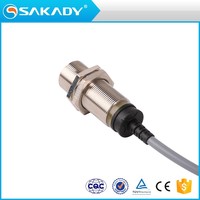 Capteur de proximité inductif SAKADY NPN/PNP, distance de détection de 5 mm/8 mm, protection IP67, 12-24 V CC, câble PVC de 2 m, certifié CE