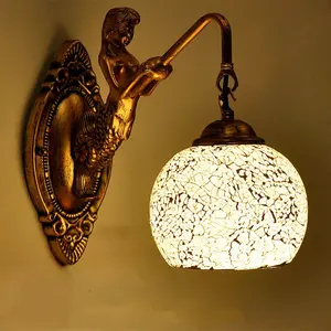 北欧のトルコのモザイク装飾ランプ手作りステンドグラスレトロな人魚の妖精の燭台家の照明のためのアンティークの壁のライト