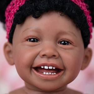 BAkwbwBY <span class=keywords><strong>Bambola</strong></span> Reborn 24 Pollici Bambina Afroamericana Realistica Fatta a Mano Corpo in Silicone e Vinile - Product Image 4