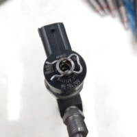 Injektor Bahan Bakar Diesel Baru 0445120073 ME194299 untuk Truk FUSO CANTER Mesin 4M42 4M50