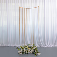 Nouvelle Arche de Mariage Métallique avec Support de Fond, Finition Électroplaquée, Taille Compacte, Design Ondulé pour Décoration de Scène Courbée