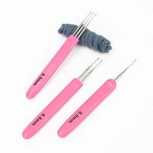 Poignée en plastique rose simple, double, à trois têtes Outil de tissage bricolage Tête en métal, crochet sale - Product Image 1