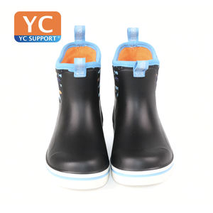 รองเท้าบูทกันฝนสำหรับเด็ก ให้ความอบอุ่น เหมาะสำหรับการผจญภัยในฤดูใบไม้ผลิและฤดูใบไม้ร่วง - Product Image 3